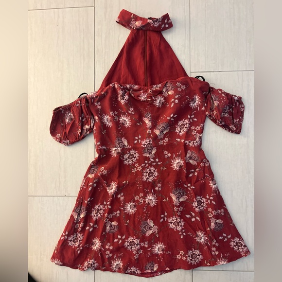 Revolve Ale by Alessandro - Picture 2 of 4